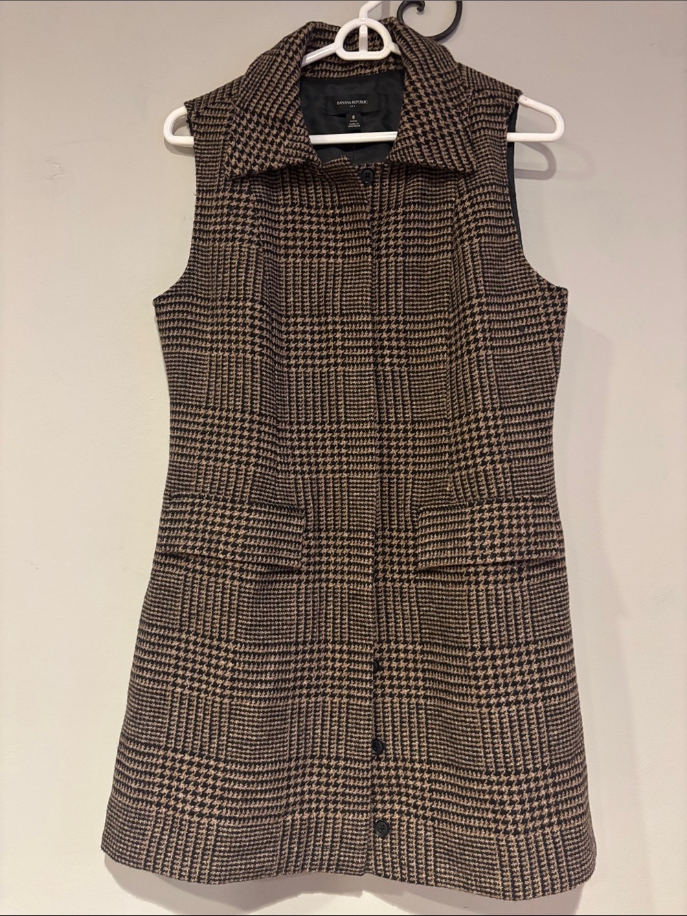 Banana Republic Sleeveless Plaid Shift Dress in Brown and Black